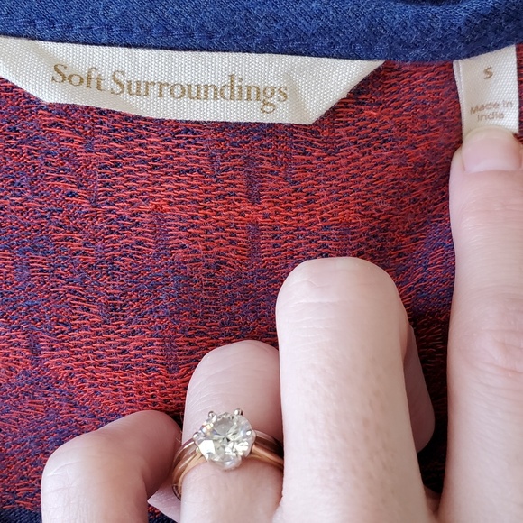 Soft Surrounding Red Blue Southwest Top Size Small - Picture 5 of 5